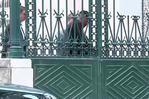 Lula da Silva já chegou a Portugal para uma visita de Estado de quatro dias