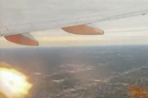 Avião incendeia-se depois de levantar voo. Tinha 173 passageiros a bordo