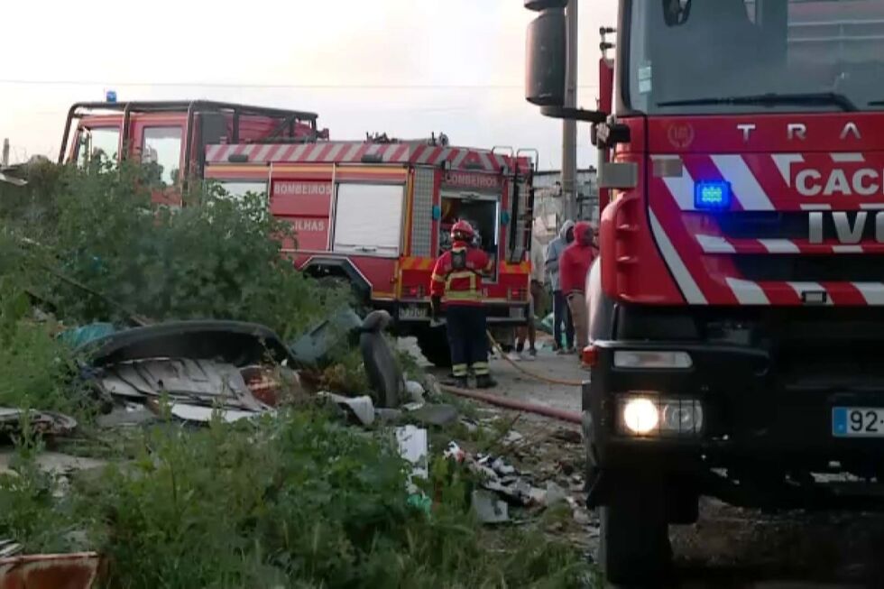 Bombeiros no Bairro do Matadouro, Almada