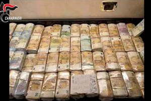Pizzas, caixas-forte e armas de guerra. A vida do mafioso detido em Portugal 