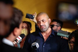 Supremo Tribunal brasileiro anula indulto dado por Bolsonaro a ex-deputado