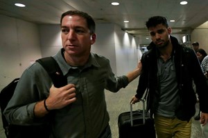 Morreu o marido do jornalista Glenn Greenwald