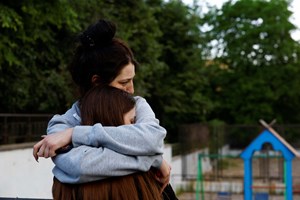 Quatro crianças ucranianas levadas para a Rússia regressam a casa