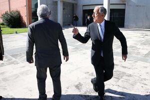 Guerra aberta entre Costa e Marcelo