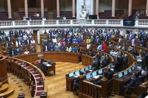 Parlamento aprova lei da eutanásia
