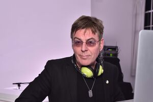 Andy Rourke, baixista da banda The Smiths 