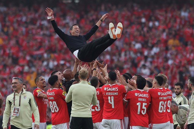 Como Roger Schmidt conduziu o Benfica ao título na época de estreia