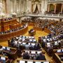 Parlamento debate moção de censura do Chega com chumbo garantido