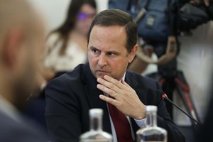 OE2024: Ministro das Finanças garante intensificar redução de impostos