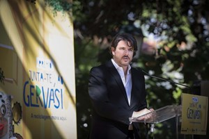 Tutti Frutti: Militantes do PSD Lisboa organizam-se contra Newton