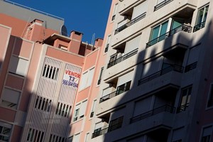 Vendem-se cada vez menos casas. Subida de preços abranda para 8,7%