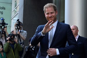 Advogado de tabloides defende que Harry só deve receber 500 libras