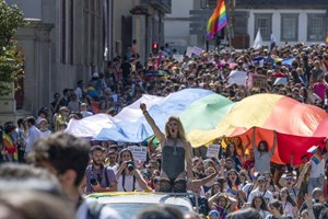 Eulália pediu que a Marcha LGBT termine no centro do Porto. Quem é a ativista de 71 anos?