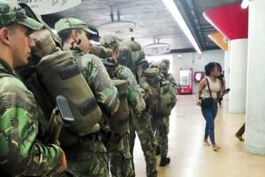 440 militares armados assustam utentes da estação da Amadora em hora de ponta