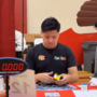 3.13 segundos. Max Park quebra recorde do cubo de Rubik 