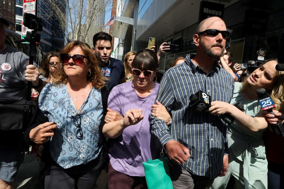 Familiares de Jack Teixeira 