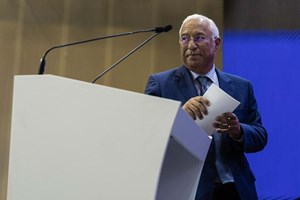 Costa diz que 'dê por onde der' alojamento para estudantes tem que duplicar até 2026