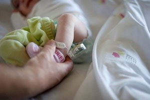 Pais a gozar licença parental têm um mês para mudar para novas regras