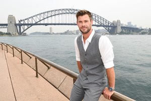 Chris Hemsworth: “Diziam que eu tinha Alzheimer e me ia reformar, não é verdade”