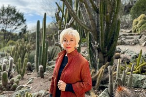 Isabel Allende: “Ser velho não é uma falha de caráter, é a vida. A alternativa é o cemitério”