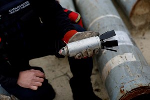 Bombas de fragmentação dos EUA já estão a ser usadas pela Ucrânia