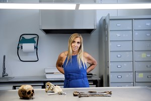 Eugénia Cunha: “D. Dinis não tinha fraturas evidentes, nem mesmo da luta com o urso”