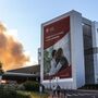 Mais de 600 operacionais combatem incêndio de grandes dimensões em Cascais