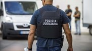 <![CDATA[ Polícia Judiciária detém dois portugueses suspeitos de burla em Espanha ]]>