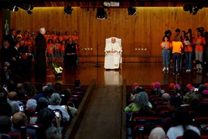 JMJ. Caridade é origem e meta do caminho cristão, defende Papa na Serafina
