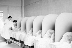 Descobriram que foram trocados aos 65 anos