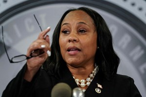 Fani Willis, quem é a procuradora que investiga Donald Trump?