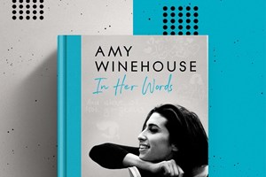 Pais de Amy Winehouse lançam livro com textos inéditos da cantora