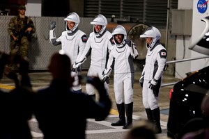 Missão da NASA e SpaceX à Estação Espacial Internacional já descolou