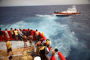 Governo italiano diz que situação em Lampedusa é 'insustentável'