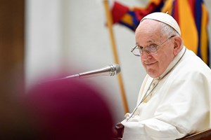 Papa Francisco exaltou o “grande império da Rússia”. Agora o Vaticano teve de se retratar