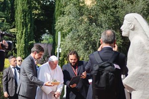Papa Francisco considera conservadores norte-americanos 'retrógrados'