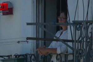 Moedas fala nos avanços na habitação à chegada ao Centro Paroquial da Serafina 