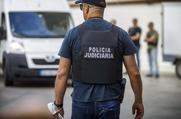 Acionada cooperação policial internacional para captura de reclusos em fuga