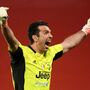 Lendário guarda-redes Gianluigi Buffon termina carreira aos 45 anos