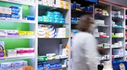 <![CDATA[ Mais de metade das farmácias reportaram faltas de medicamentos em 2024 ]]>