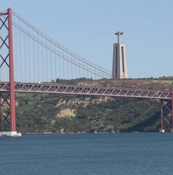Pinto Luz garante que o rio Tejo terá duas novas travessias no prazo de 10 anos