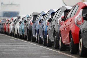 Mercado automóvel nacional cresce 34% até agosto