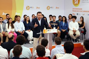 Montenegro aponta objetivo do PSD: “Ganhar as eleições europeias”