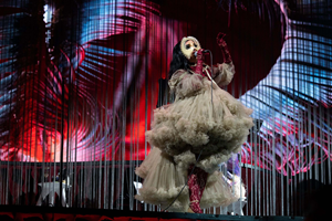 Björk: a apoteose dos sentidos ou sonho de uma noite de verão