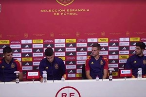 Espanha: seleção masculina de futebol emite comunicado contra Rubiales