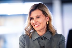 'Os meus filhos sonham com viagens', diz Olena Zelenska