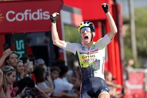 Ciclismo: Rui Costa vence 15ª etapa da Vuelta a partir da fuga