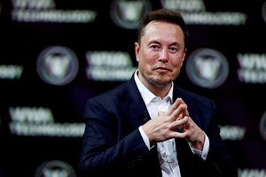 De travar a guerra nuclear ao filho Techno. As revelações da biografia de Elon Musk