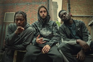 Terror, crime e racismo: três séries para ver este fim de semana