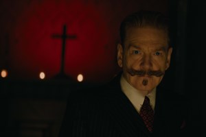 Kenneth Branagh, o Poirot, leva Agatha Christie para Veneza